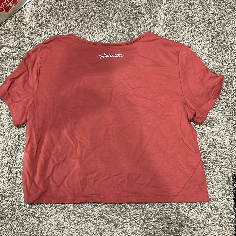 Alphalete crop top